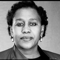Delia Ndlovu